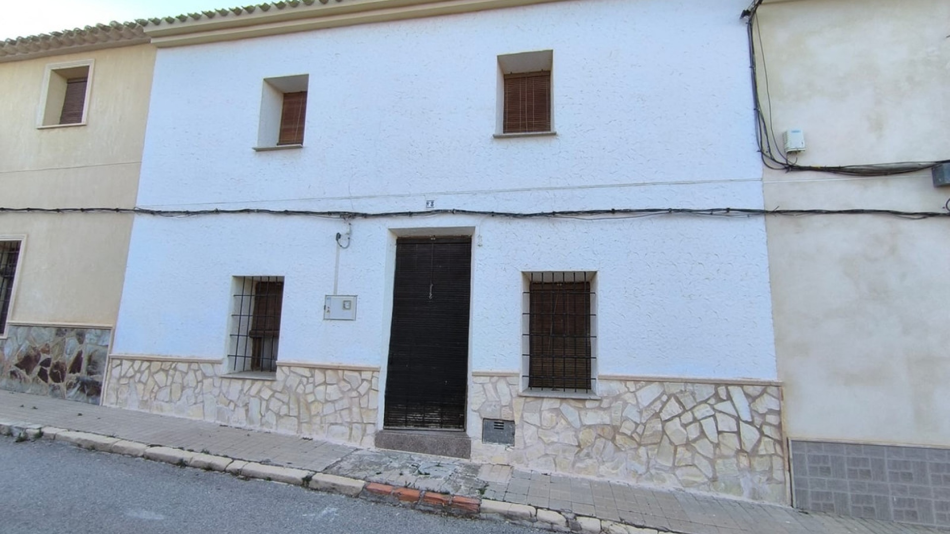 Resale - Townhouse - Yecla - Raspay