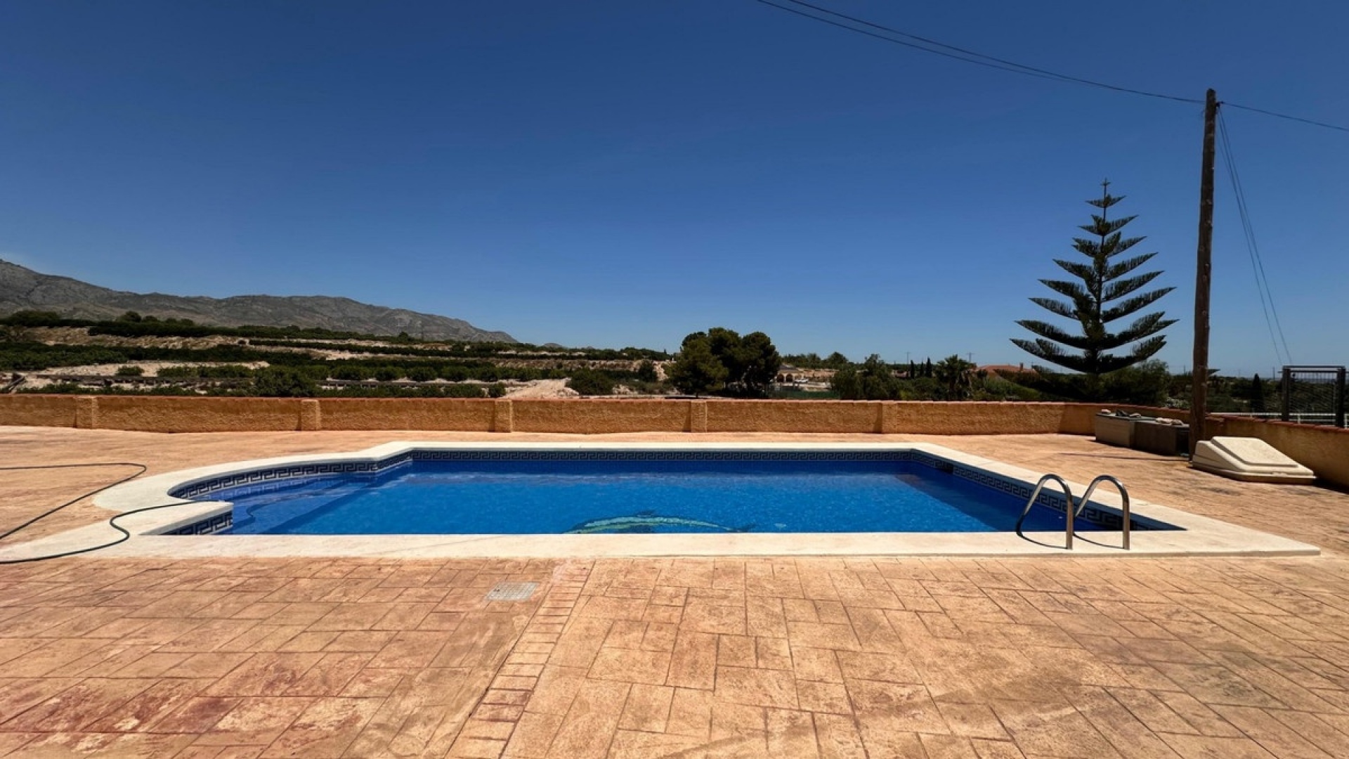 Resale - Villa - Albatera - Albatera Centro