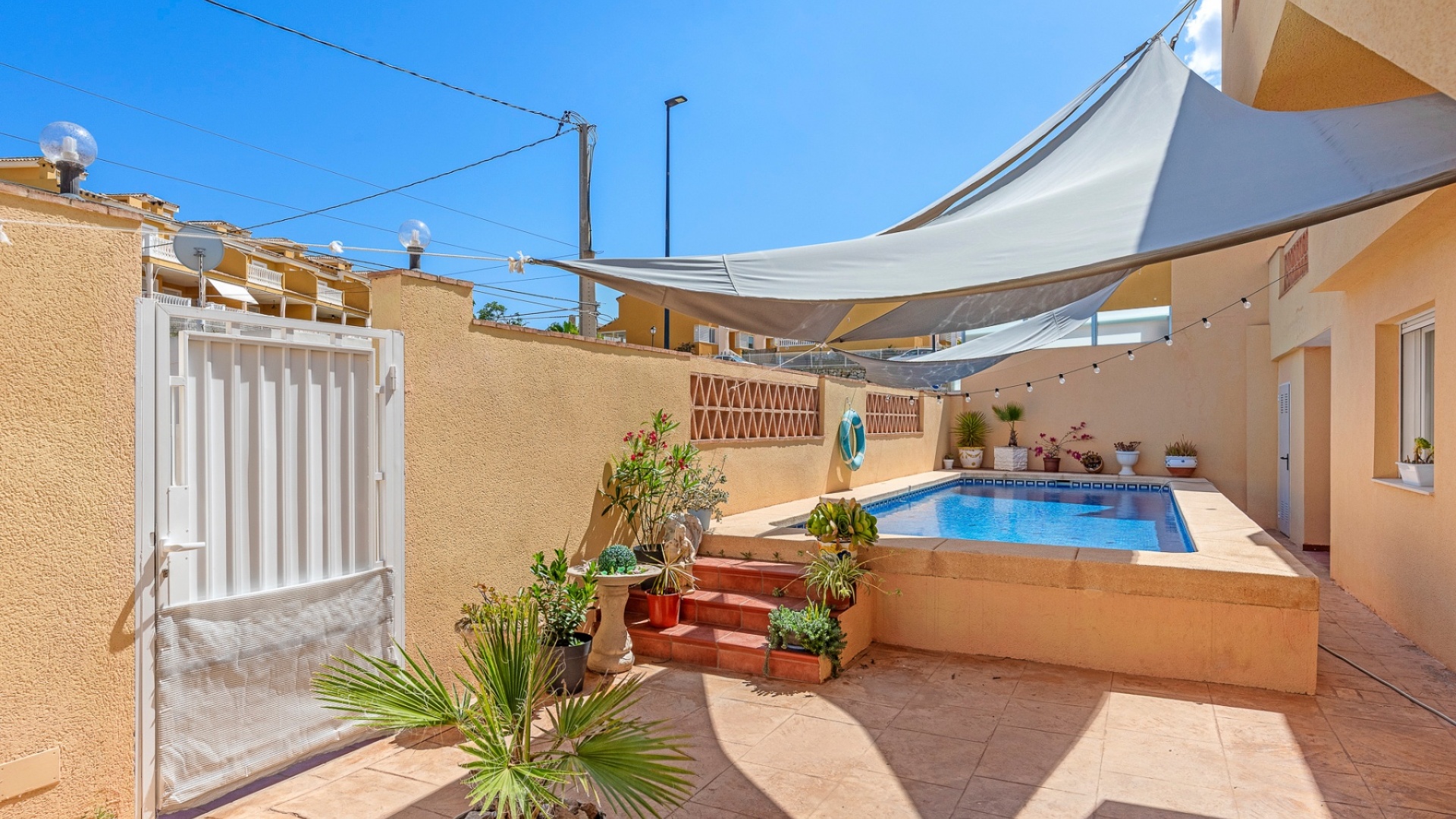 Resale - Villa - Alfas del Pi - Alfaz del Pi