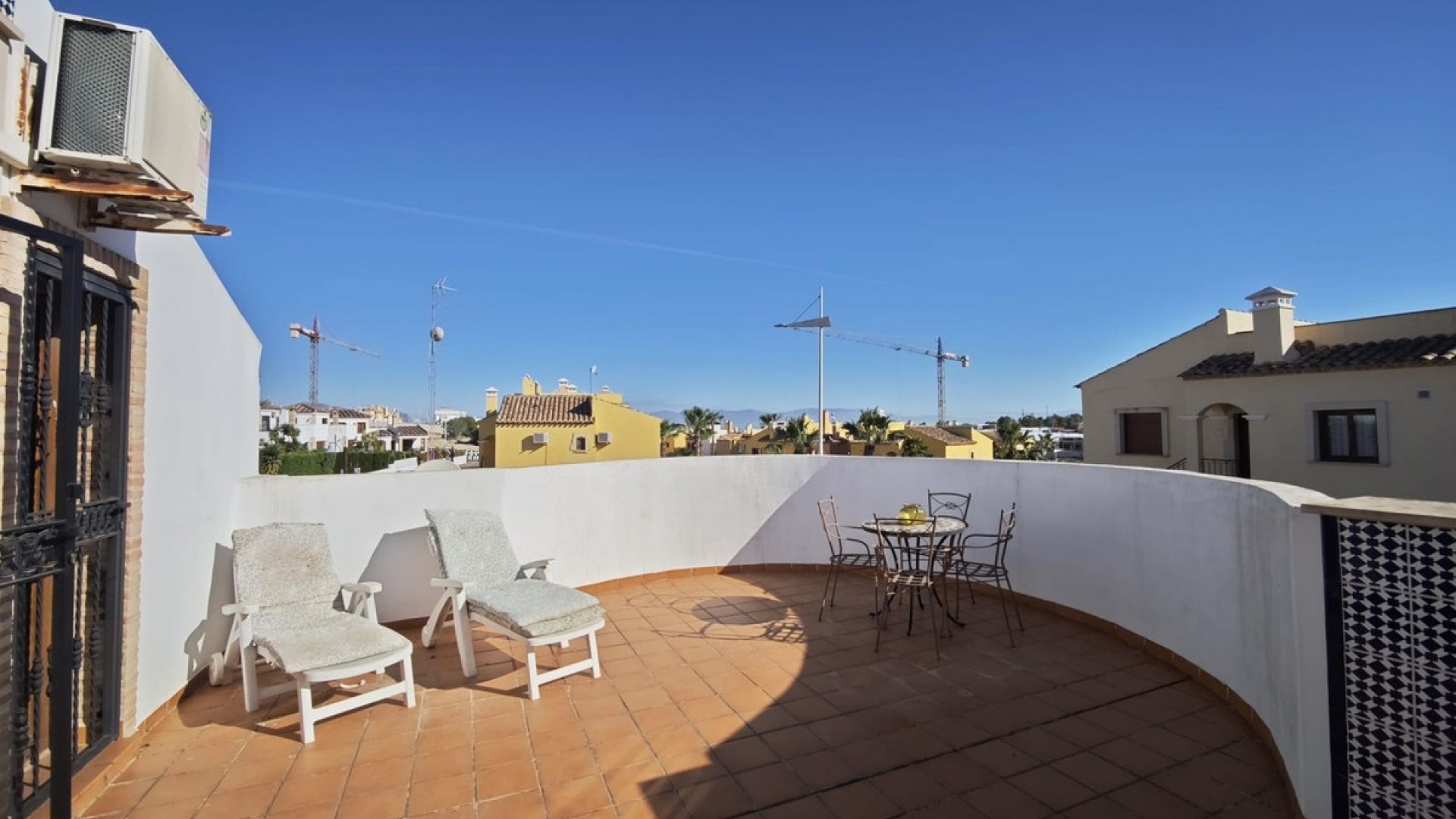 Resale - Villa - Algorfa - Algorfa Centro