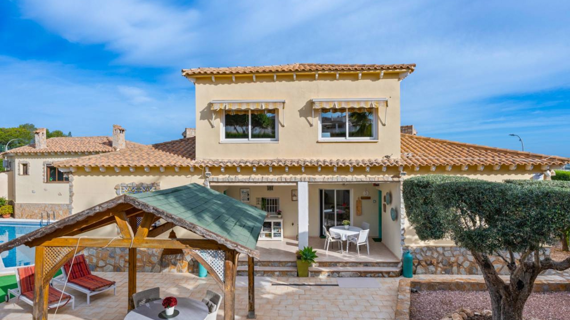 Resale - Villa - Algorfa - Castillo de montemar