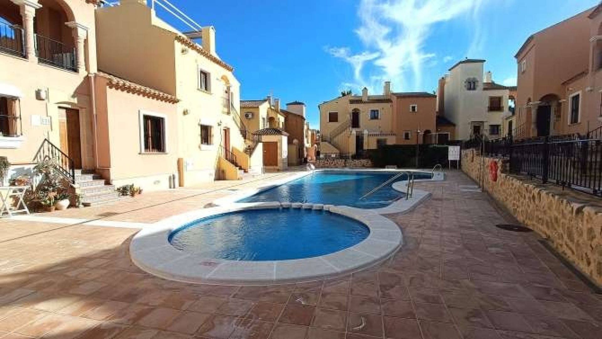 Resale - Villa - Algorfa - La Finca Golf Resort