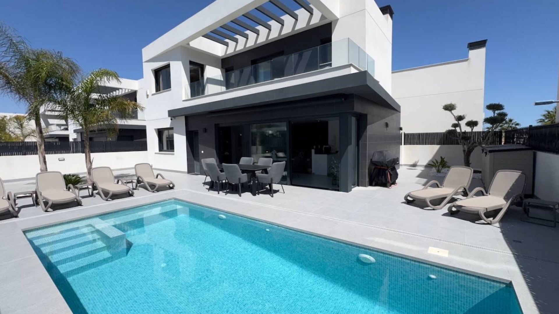 Resale - Villa - Algorfa - La Finca Golf