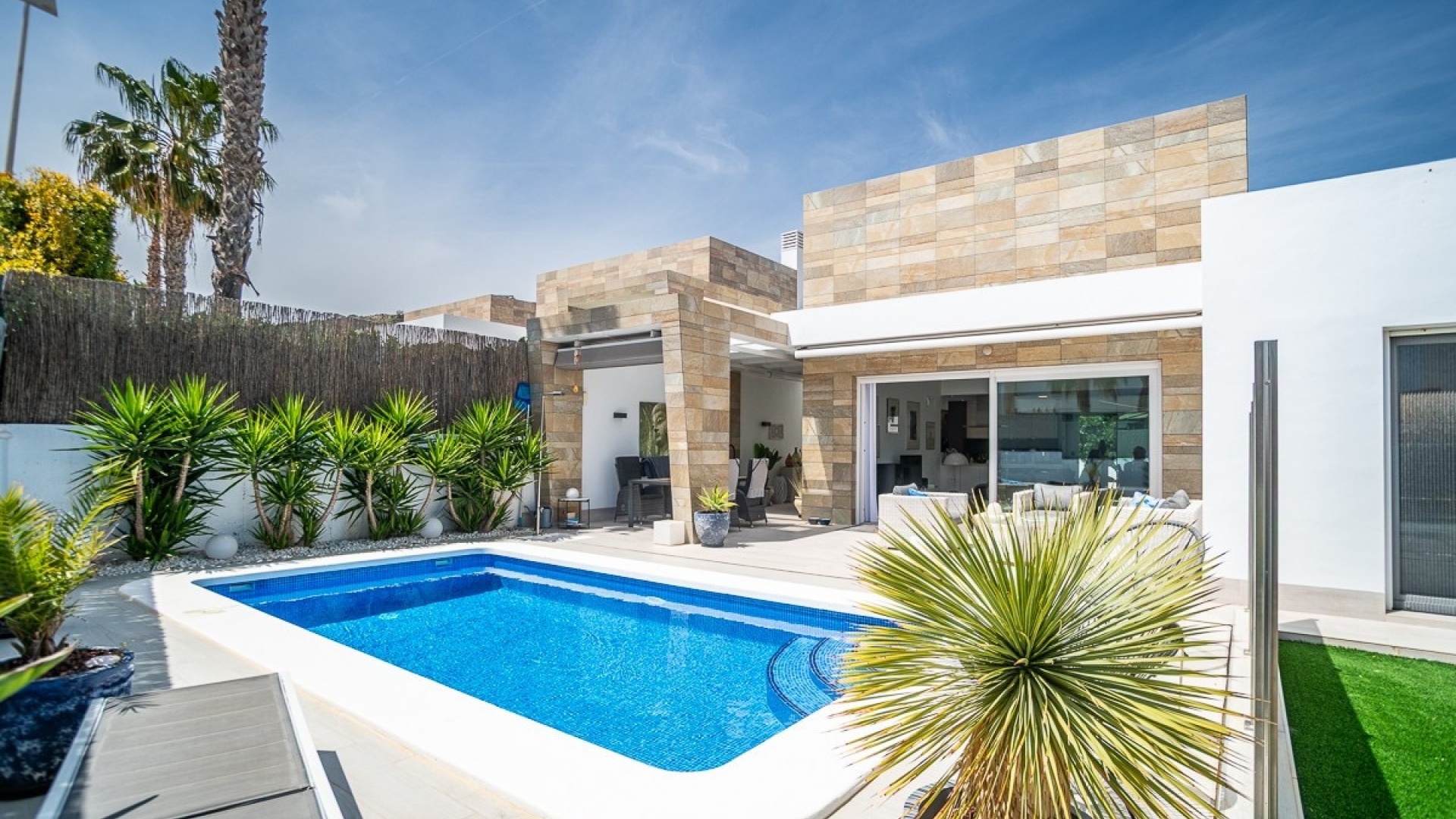 Resale - Villa - Algorfa - La Finca Golf