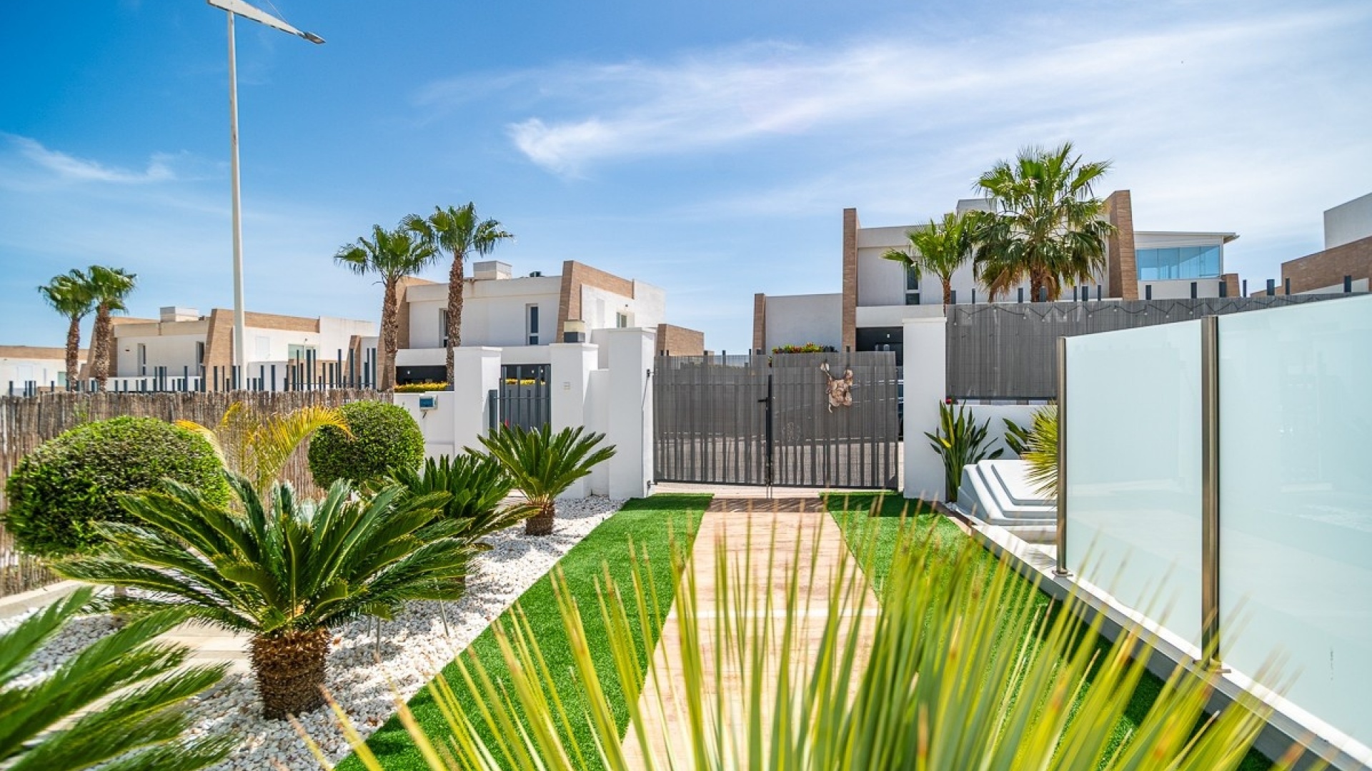 Resale - Villa - Algorfa - La Finca Golf