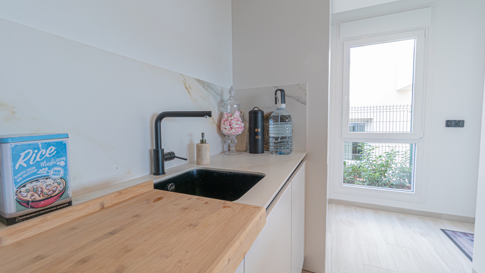 Resale - Villa - Algorfa - La Finca