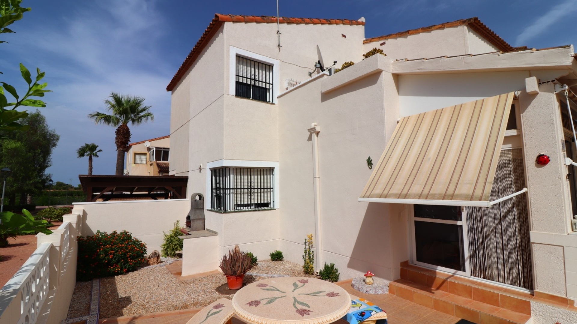 Resale - Villa - Algorfa - montebello