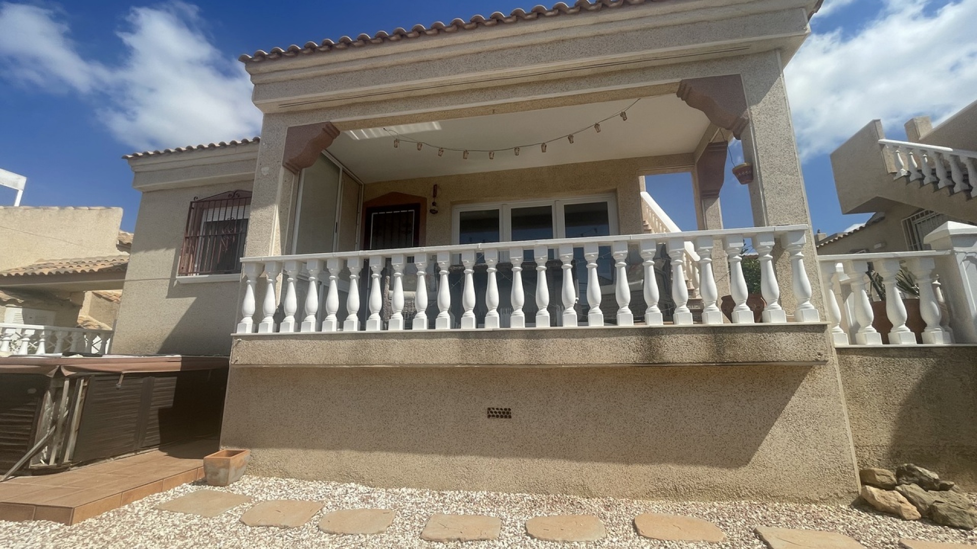 Resale - Villa - Algorfa - Montemar