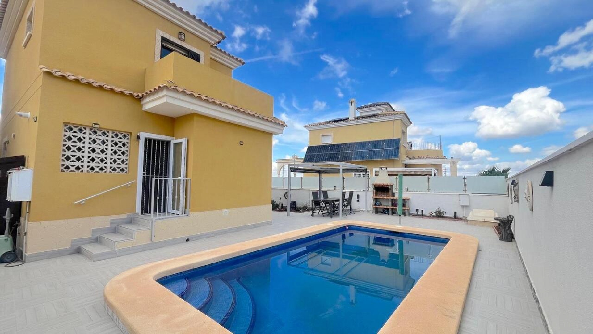 Resale - Villa - Algorfa