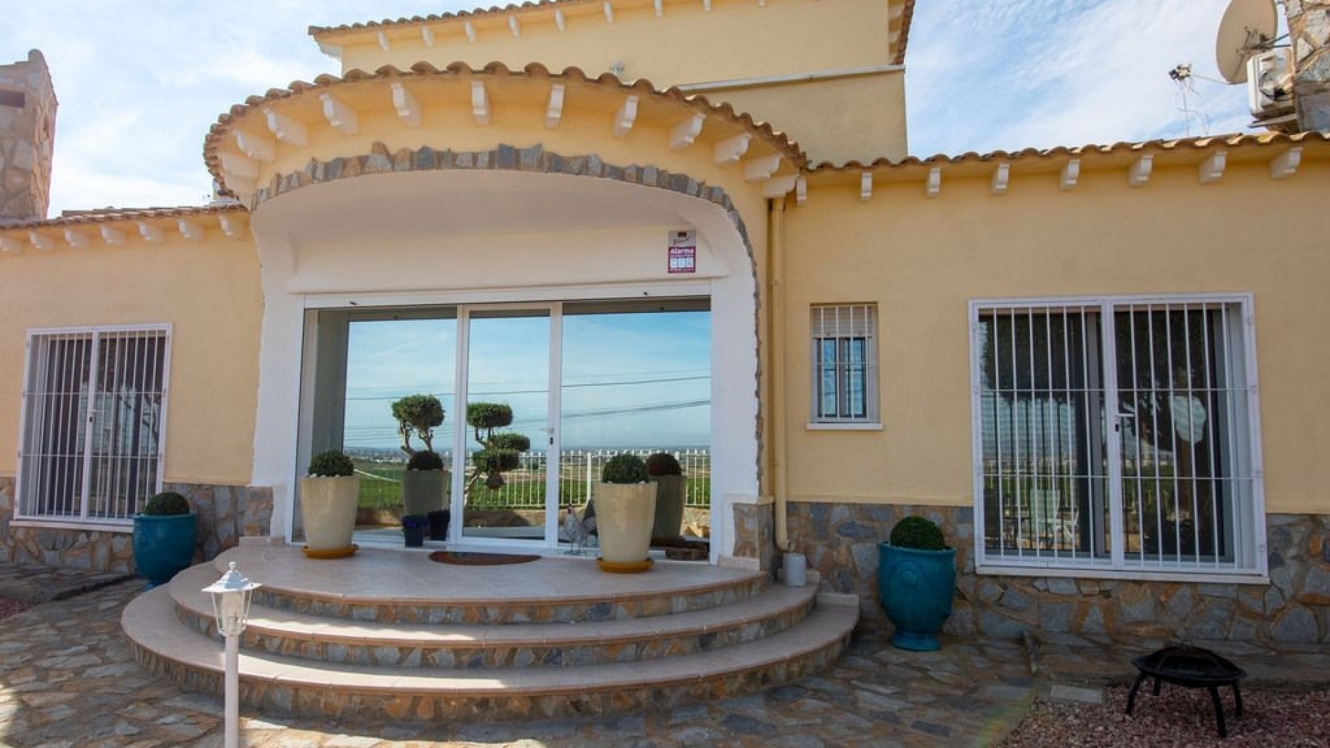 Resale - Villa - Algorfa