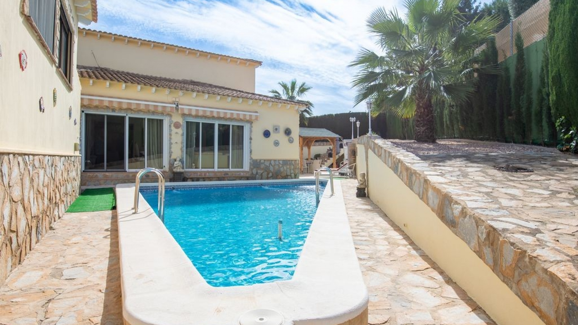Resale - Villa - Algorfa