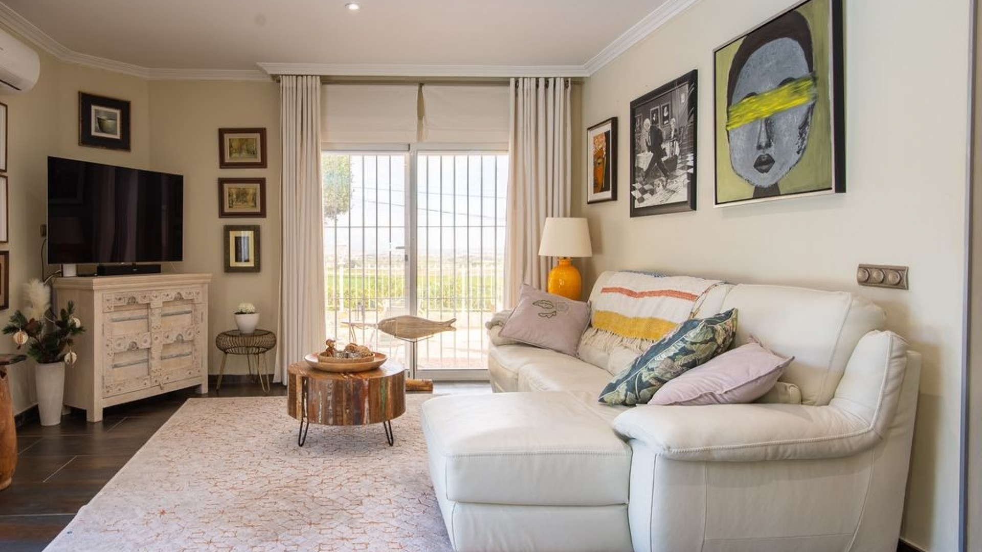 Resale - Villa - Algorfa