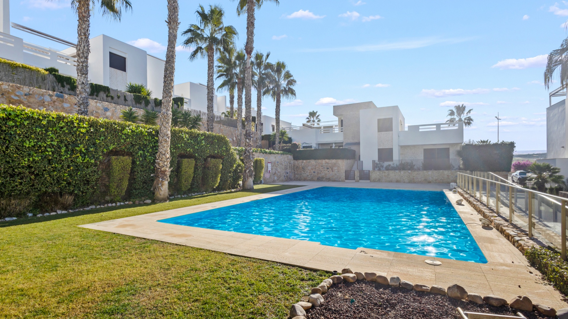 Resale - Villa - Algorfa