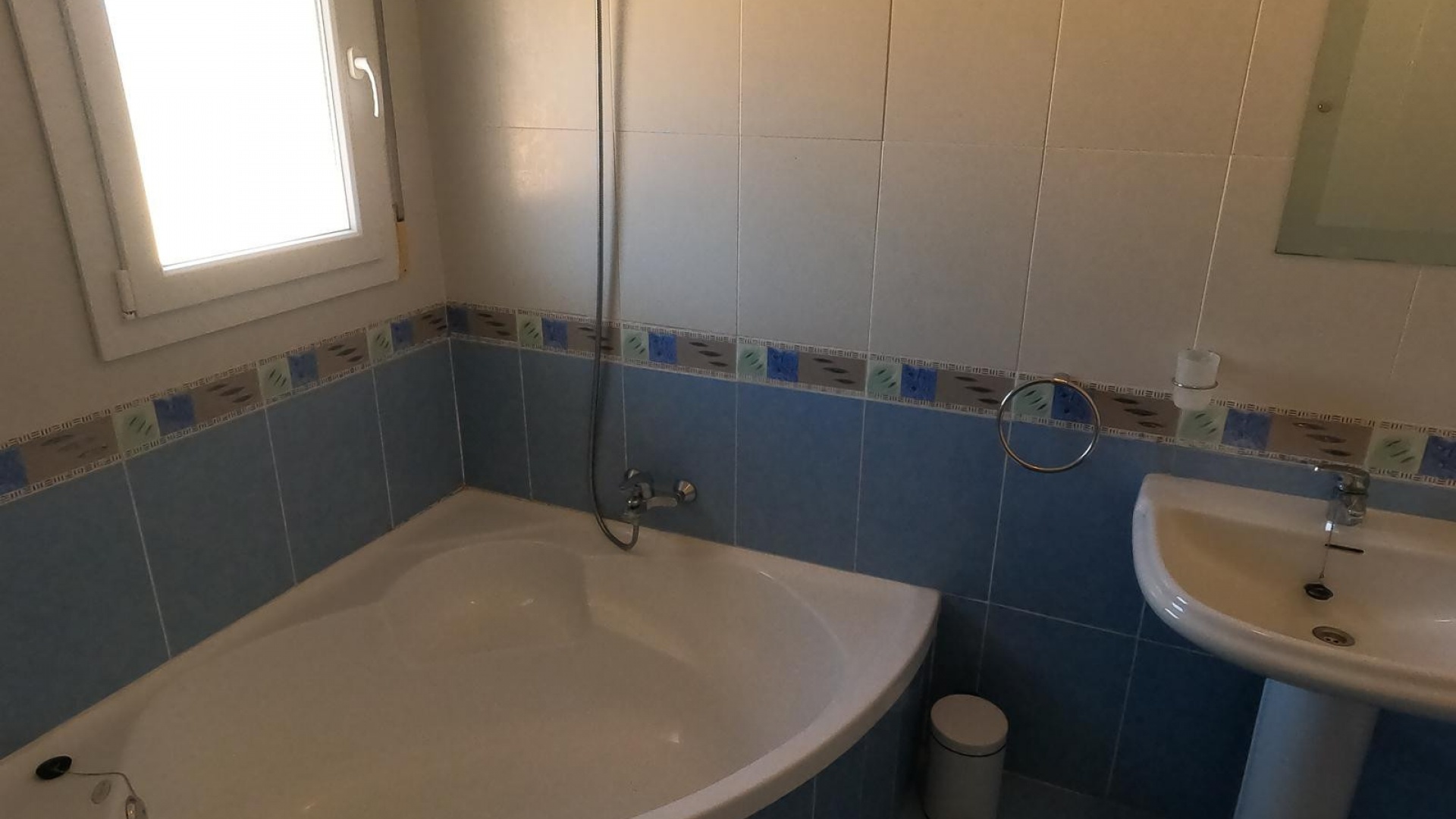 Resale - Villa - Algorfa