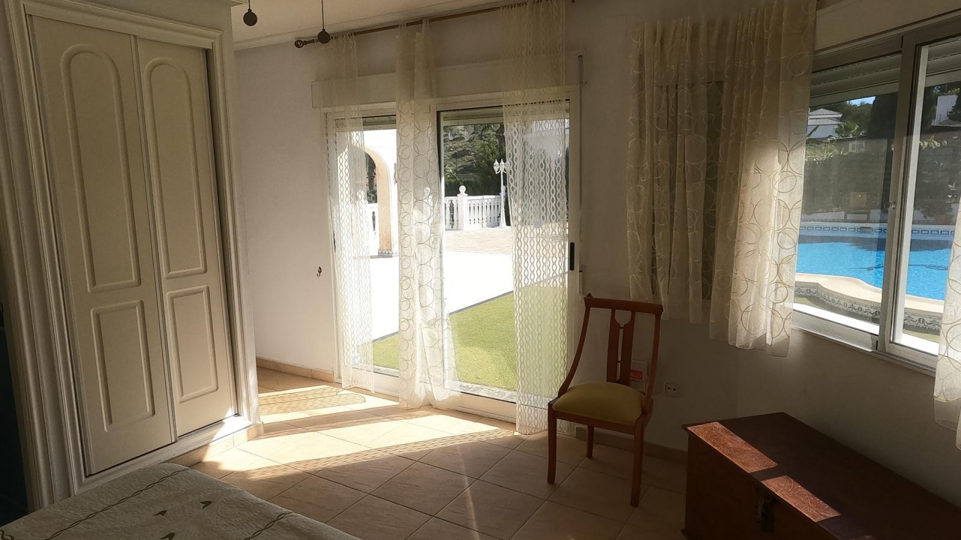 Resale - Villa - Algorfa