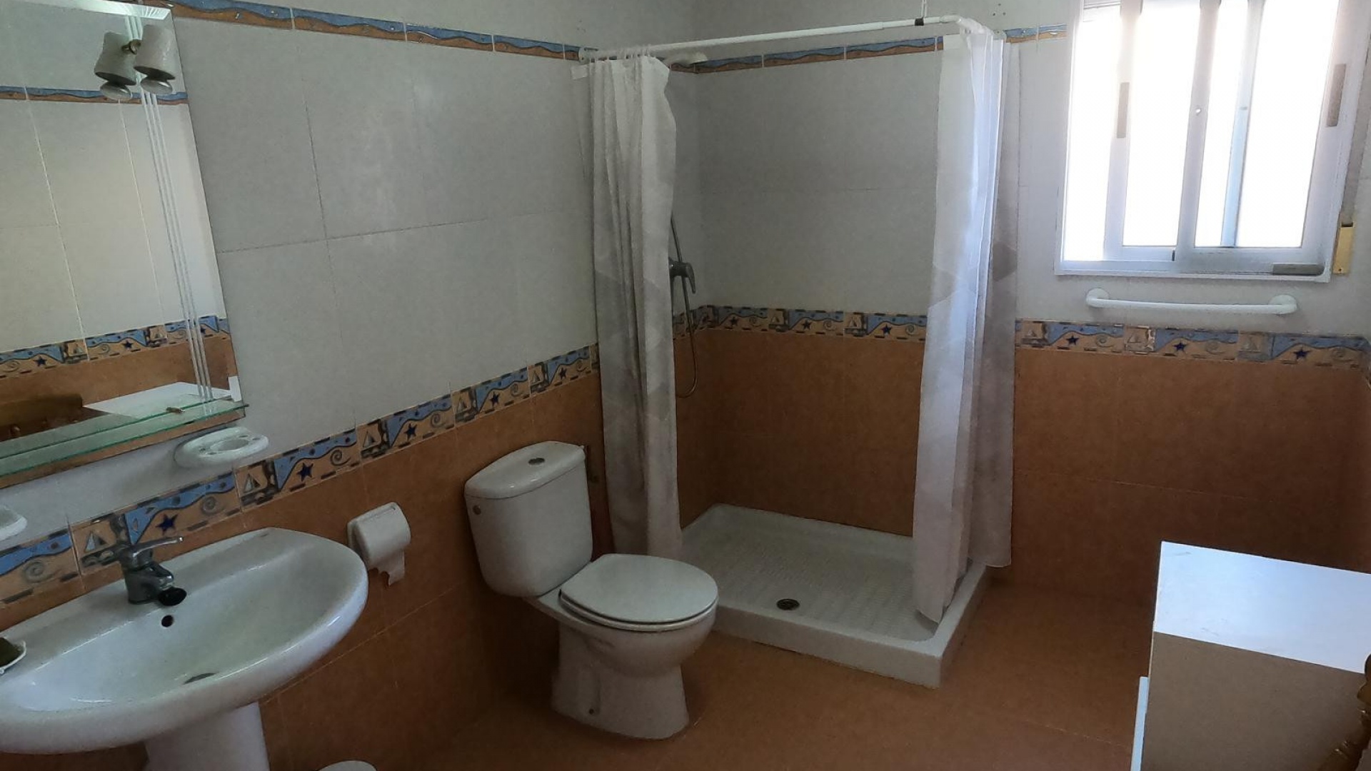 Resale - Villa - Algorfa