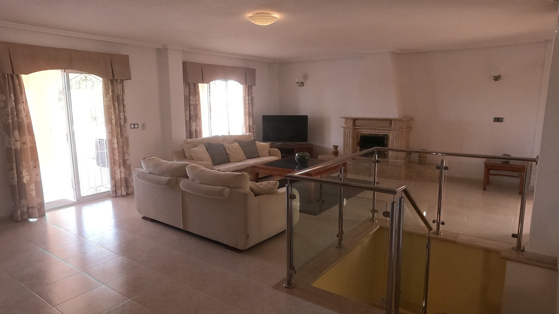 Resale - Villa - Algorfa