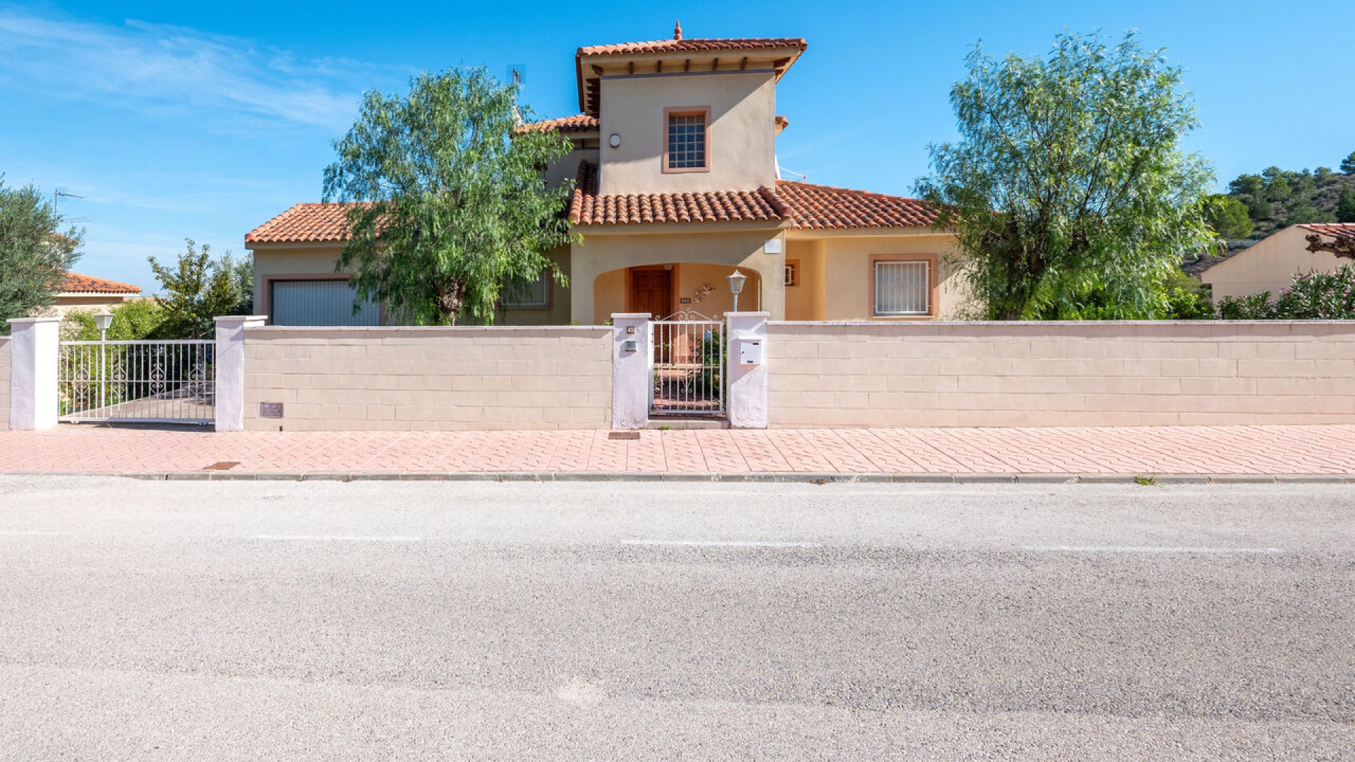 Resale - Villa - Algorfa