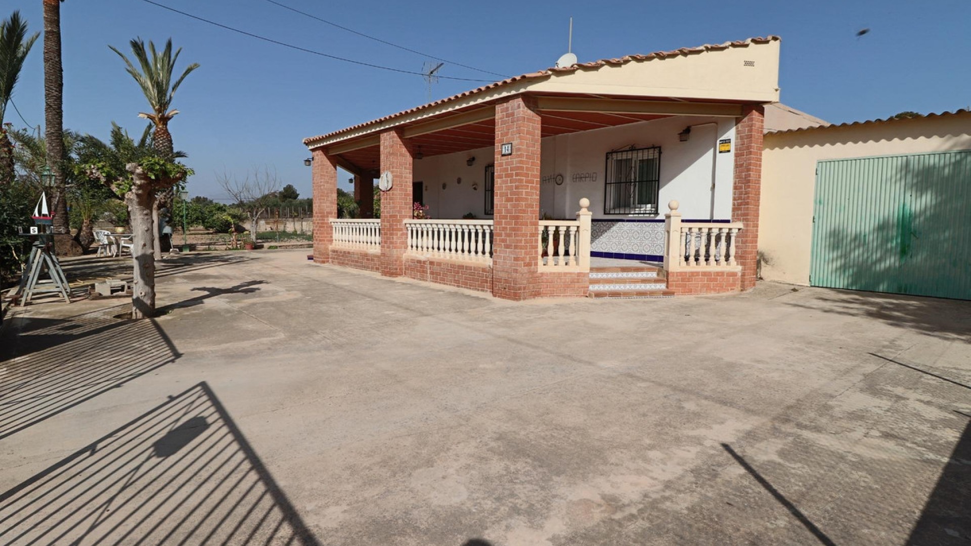 Resale - Villa - Benidorm - Benidorm Centro