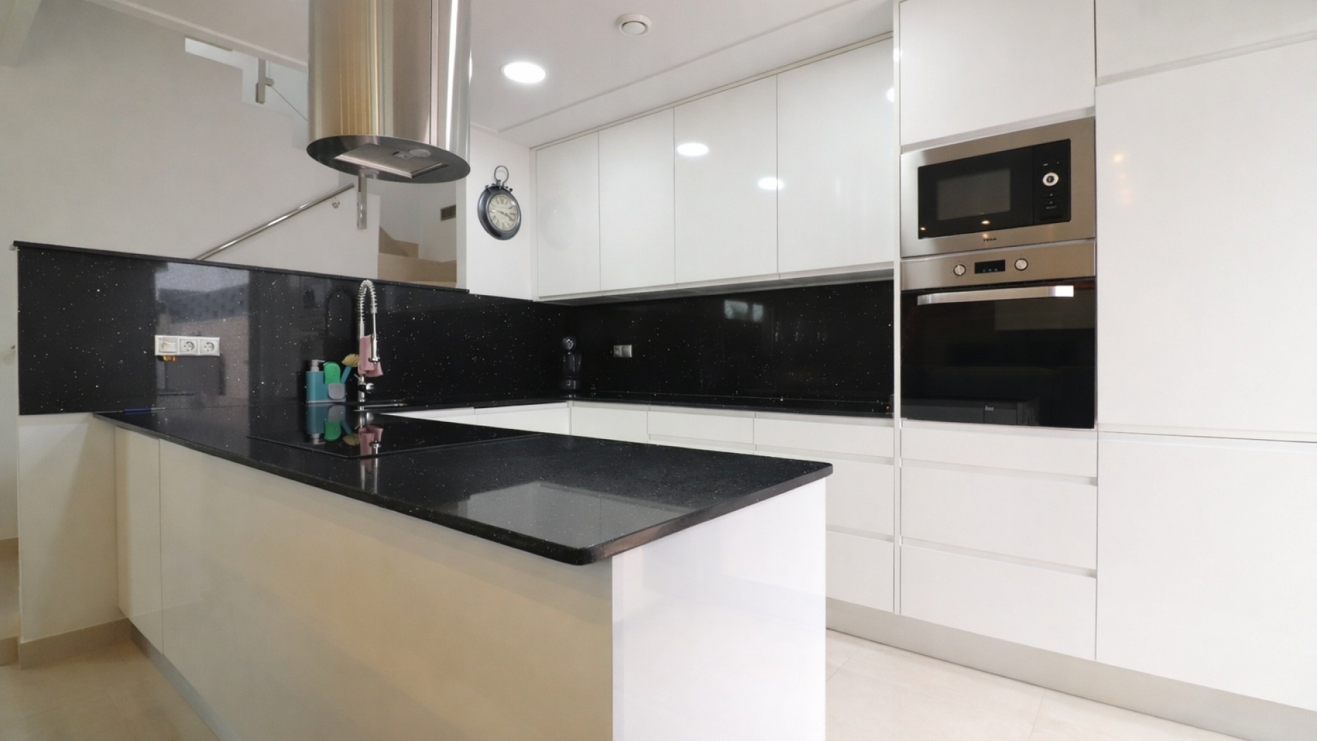 Resale - Villa - Benijofar