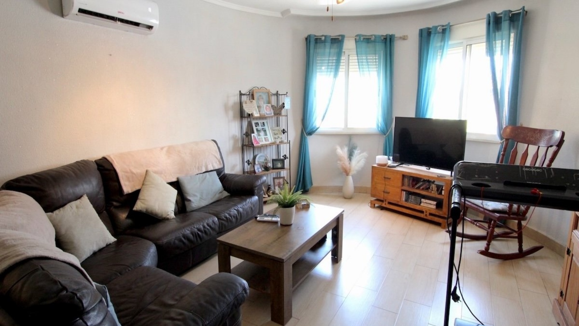 Resale - Villa - Benijofar