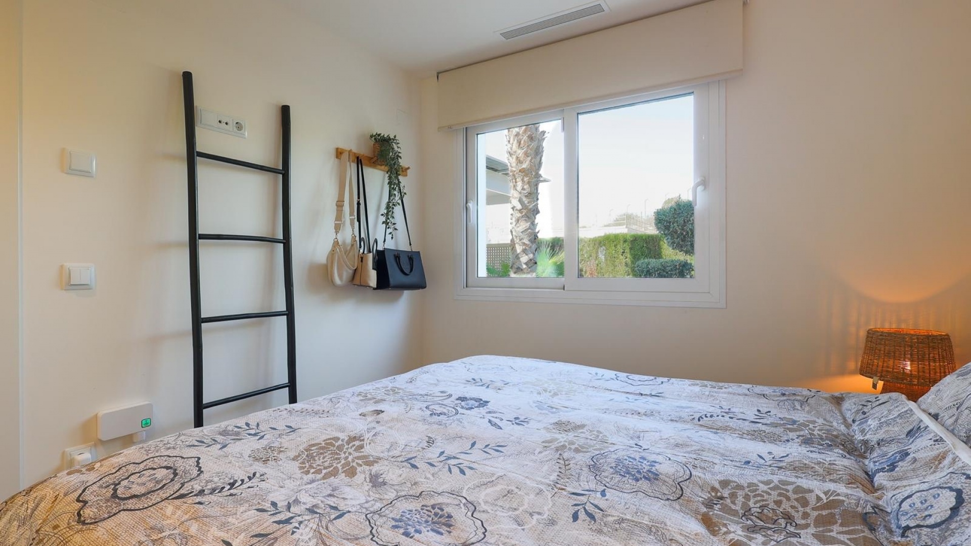 Resale - Villa - Benijofar