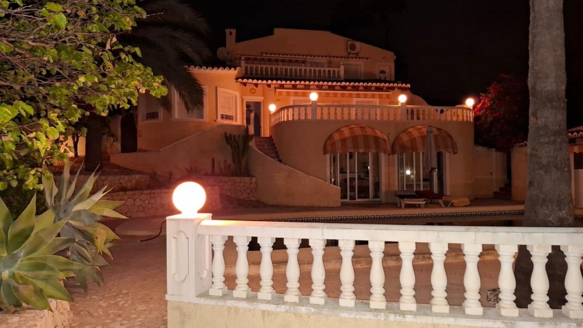 Resale - Villa - Benissa - Benissa Centro