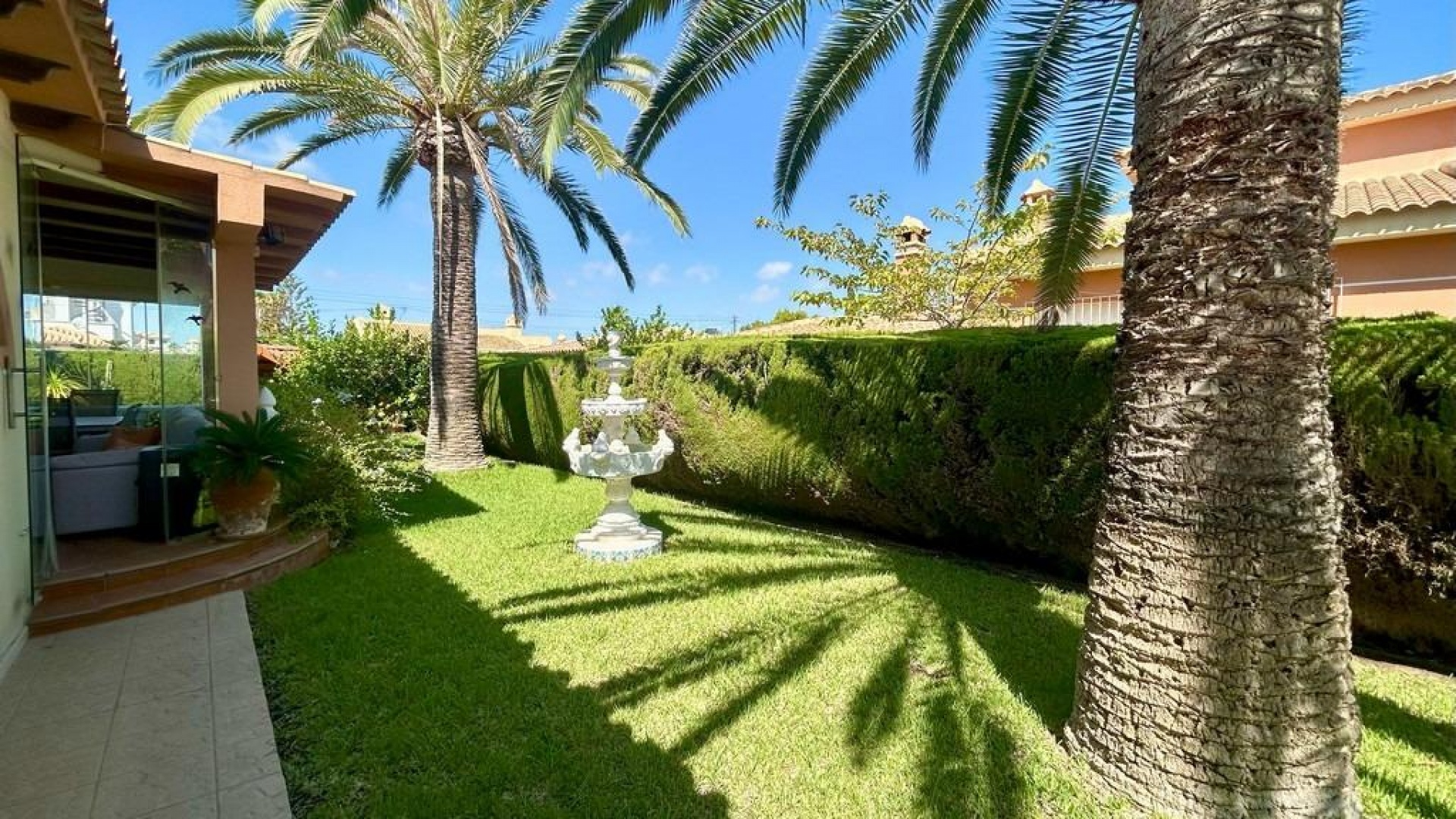 Resale - Villa - Cabo Roig - beachside cabo roig