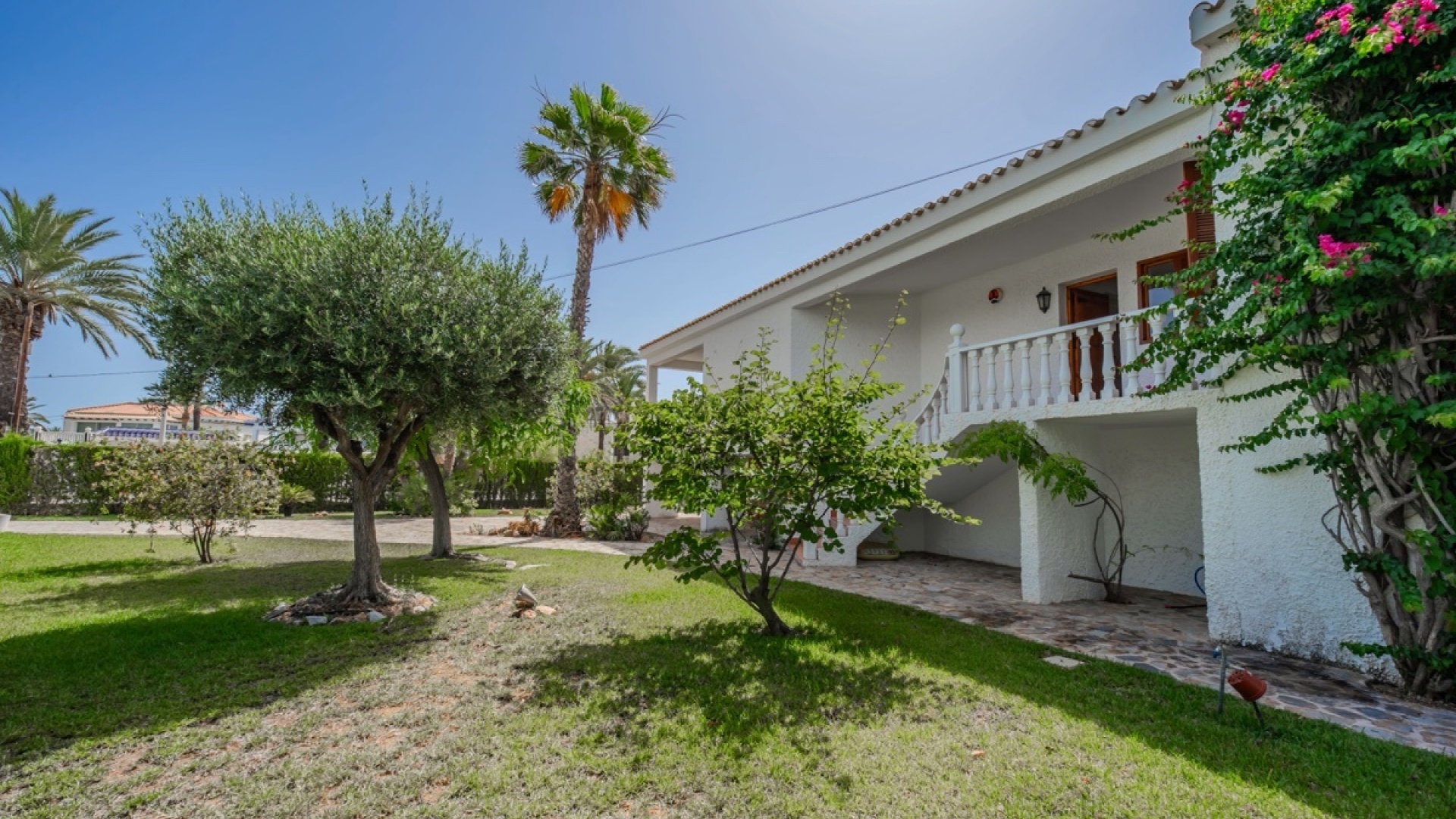 Resale - Villa - Cabo Roig - beachside cabo roig