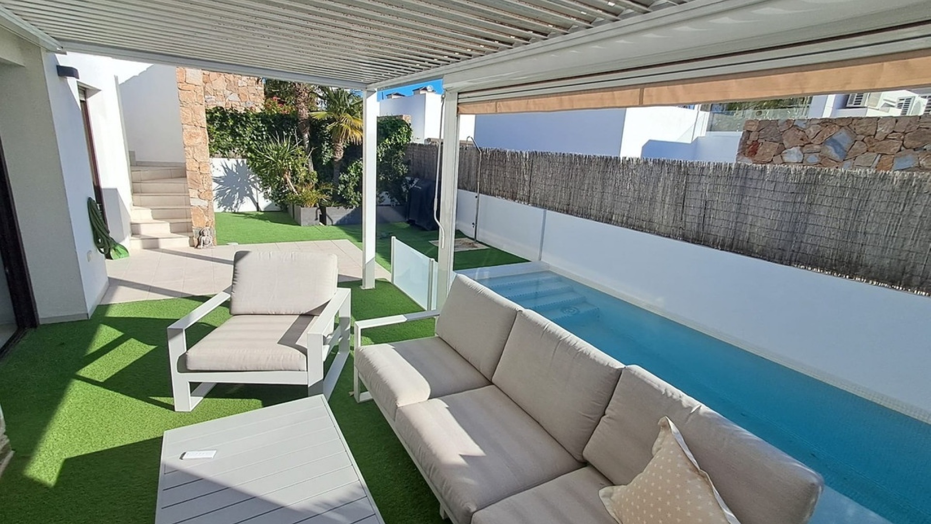 Resale - Villa - Cabo Roig - Costa Blanca South