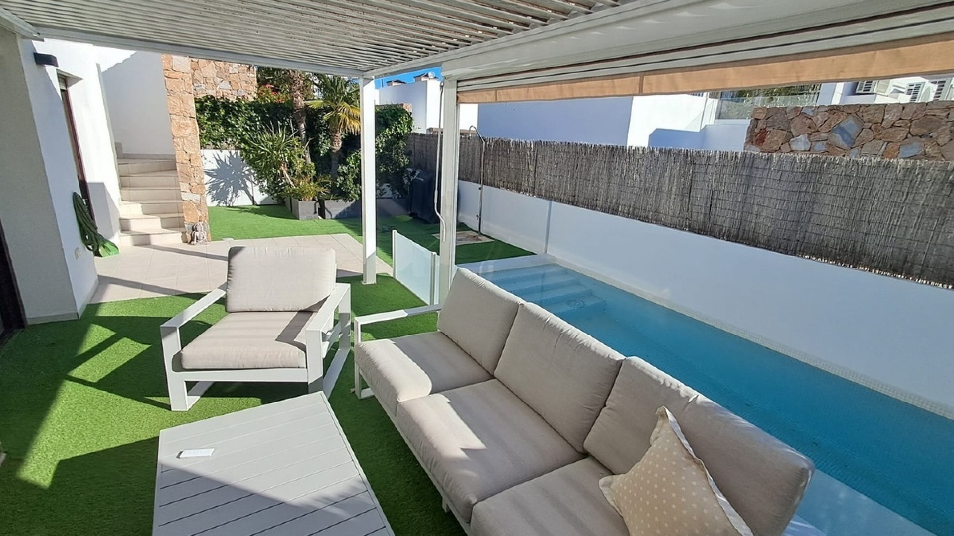 Resale - Villa - Cabo Roig - Costa Blanca South