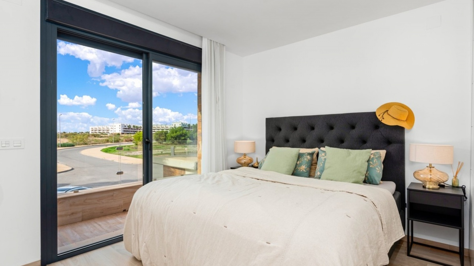 Resale - Villa - Cabo Roig - Costa Blanca South