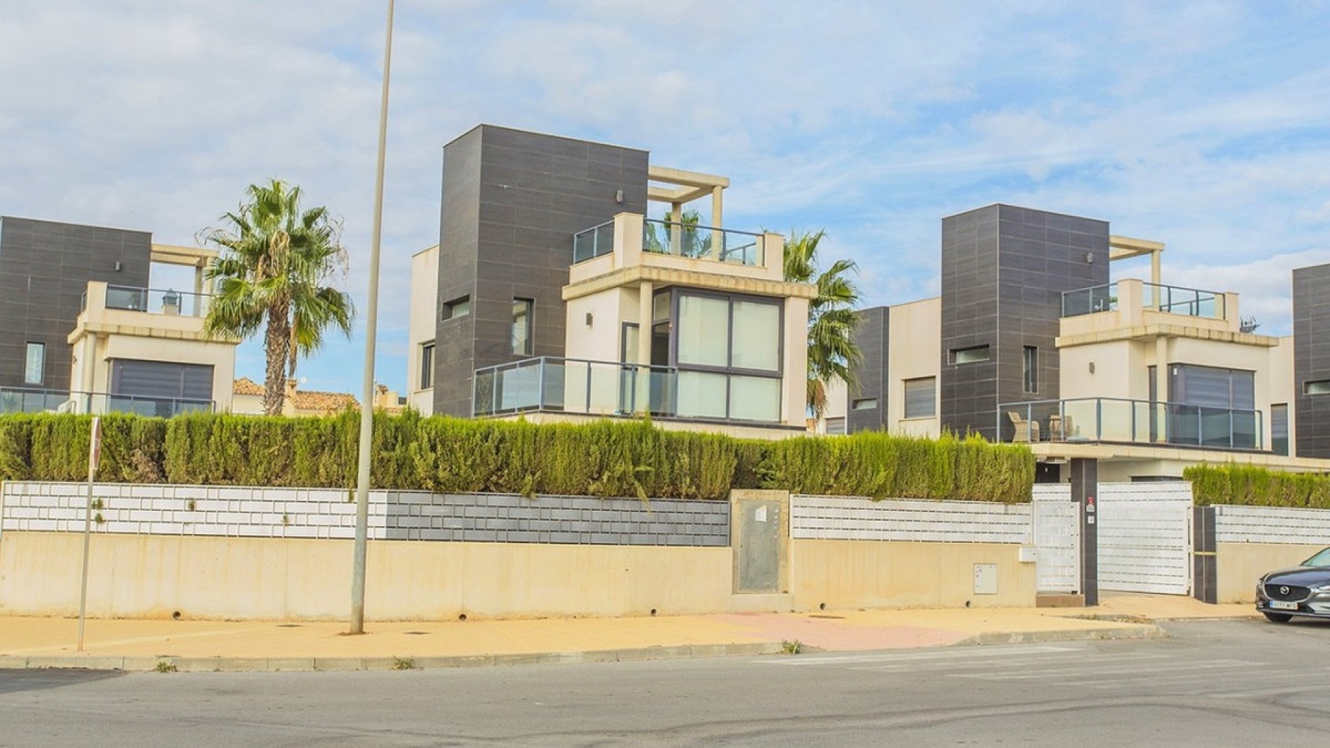 Resale - Villa - Cabo Roig - Costa Blanca South