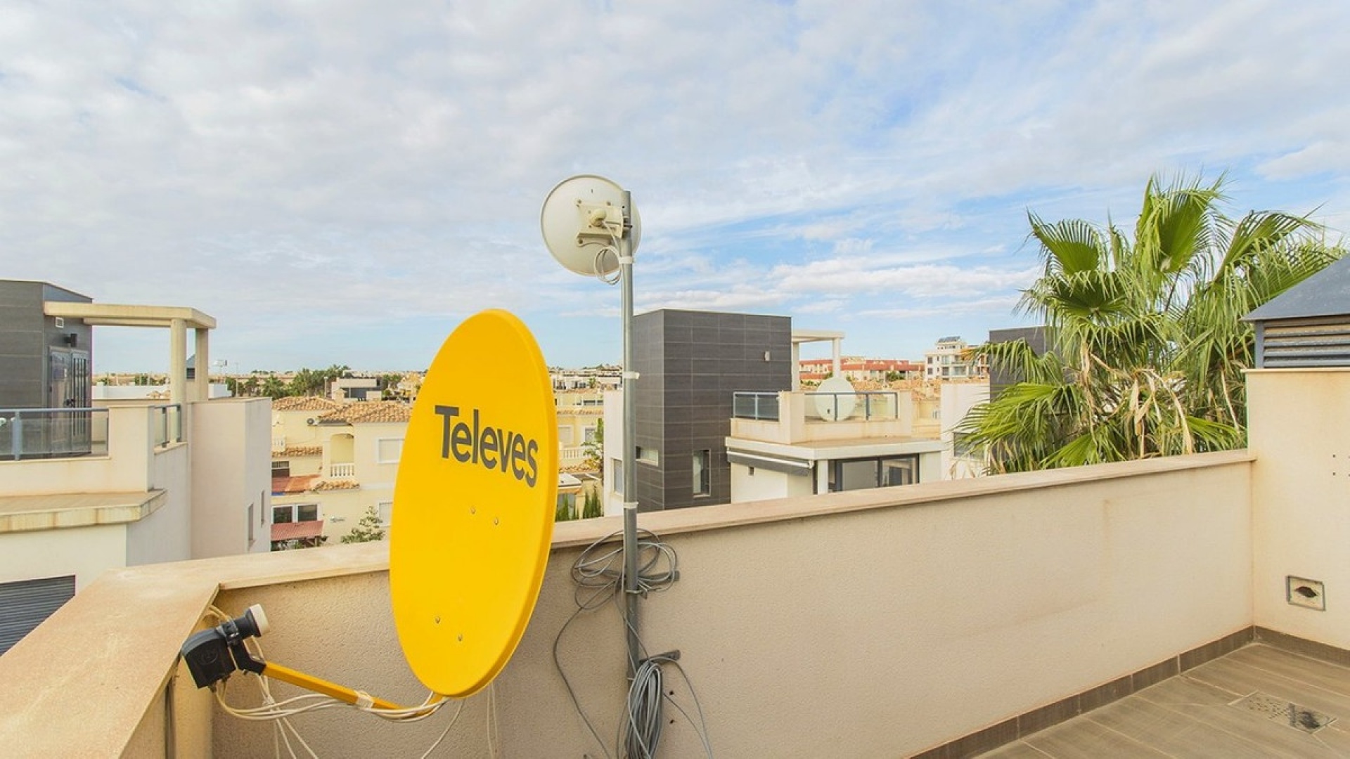 Resale - Villa - Cabo Roig - Costa Blanca South