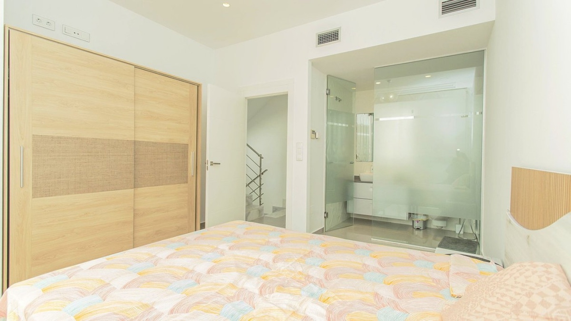 Resale - Villa - Cabo Roig - Costa Blanca South