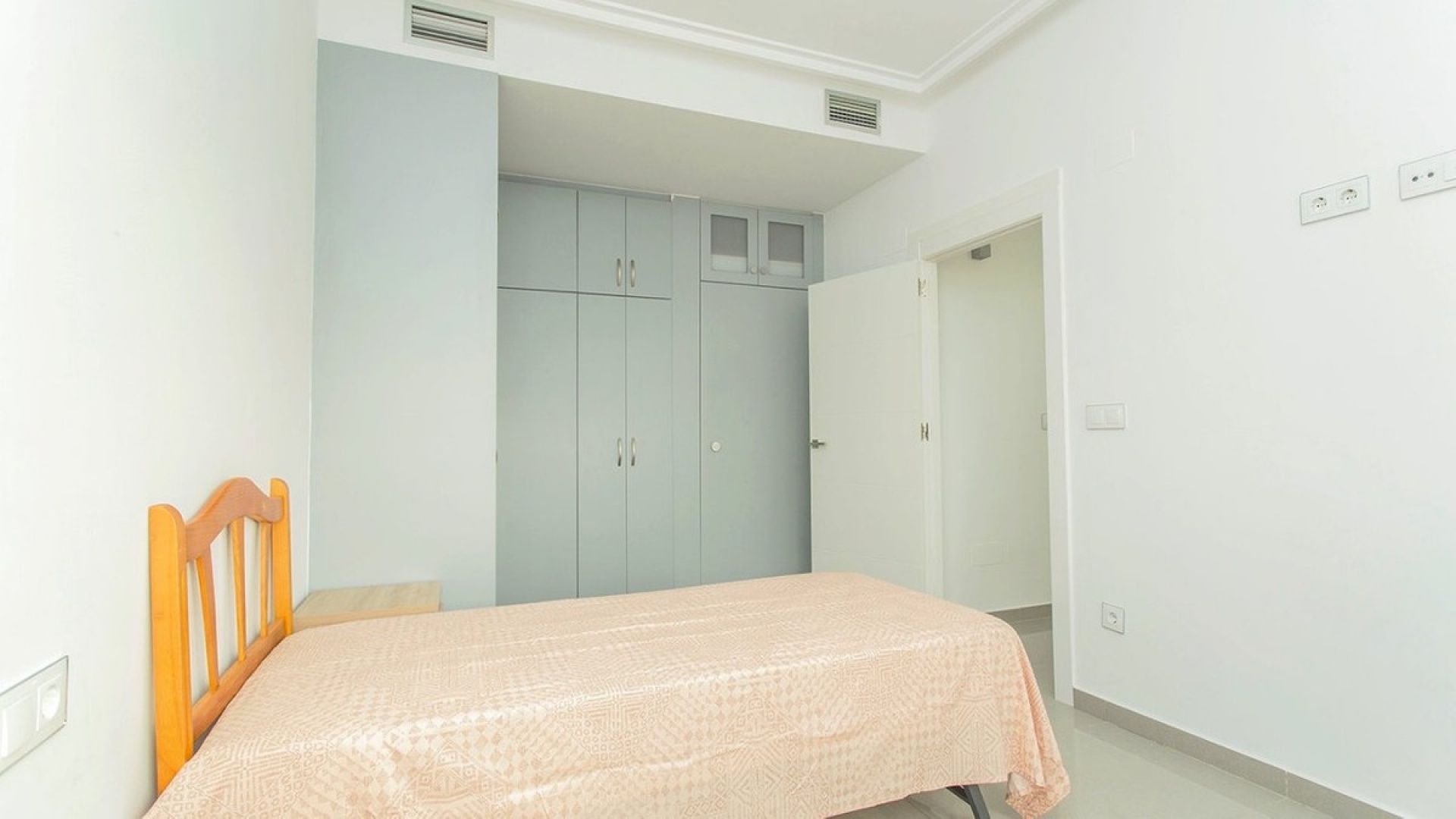 Resale - Villa - Cabo Roig - Costa Blanca South