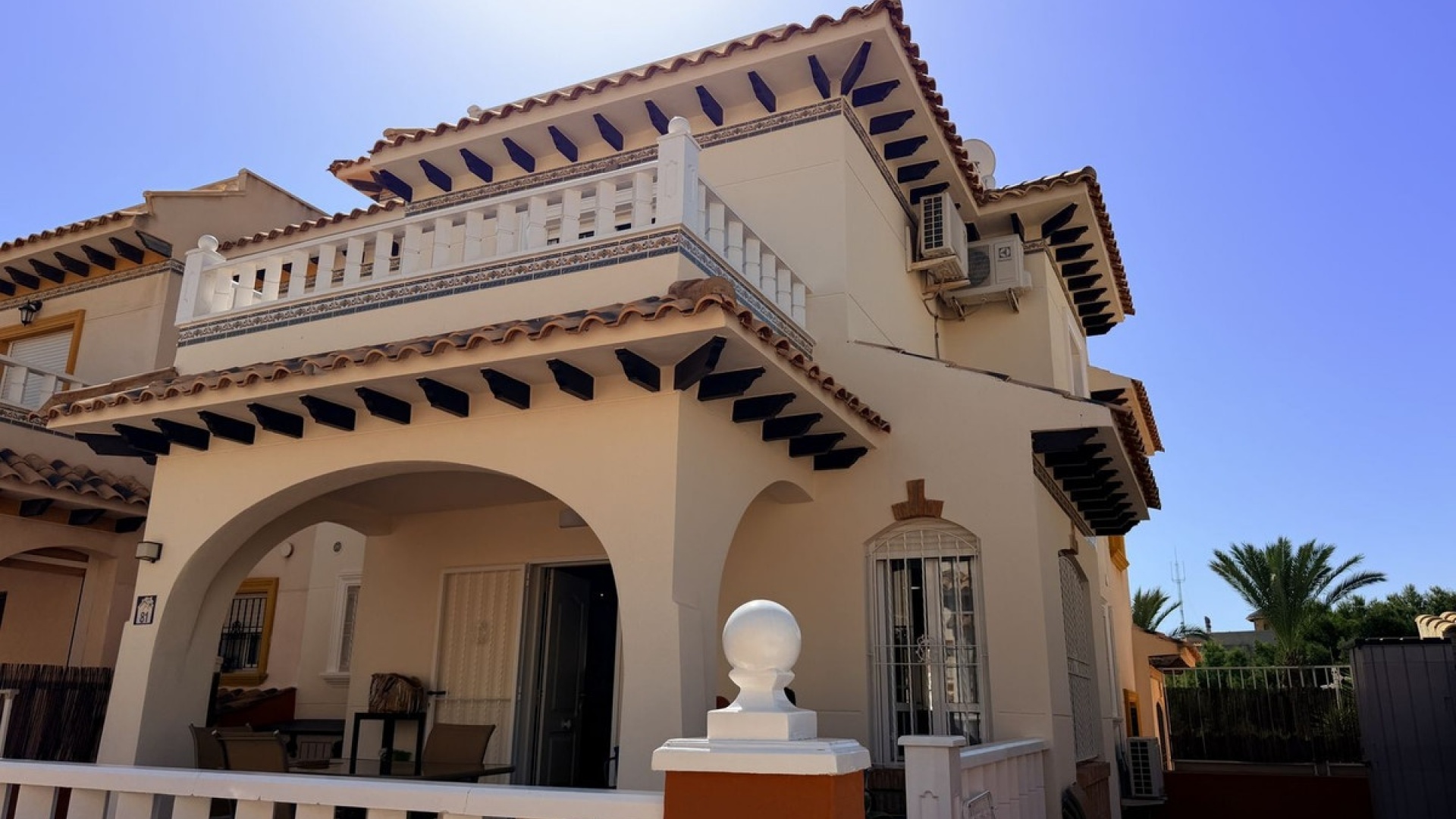 Resale - Villa - Cabo Roig - Costa Blanca South