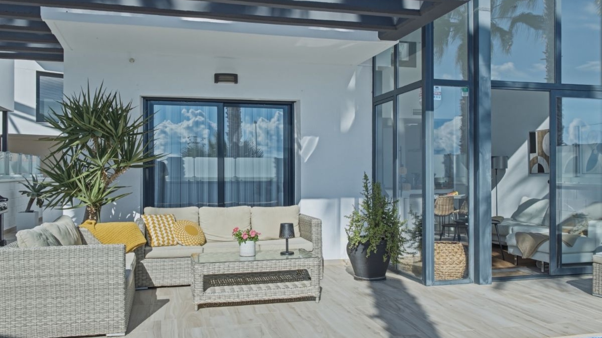 Resale - Villa - Cabo Roig - Costa Blanca South