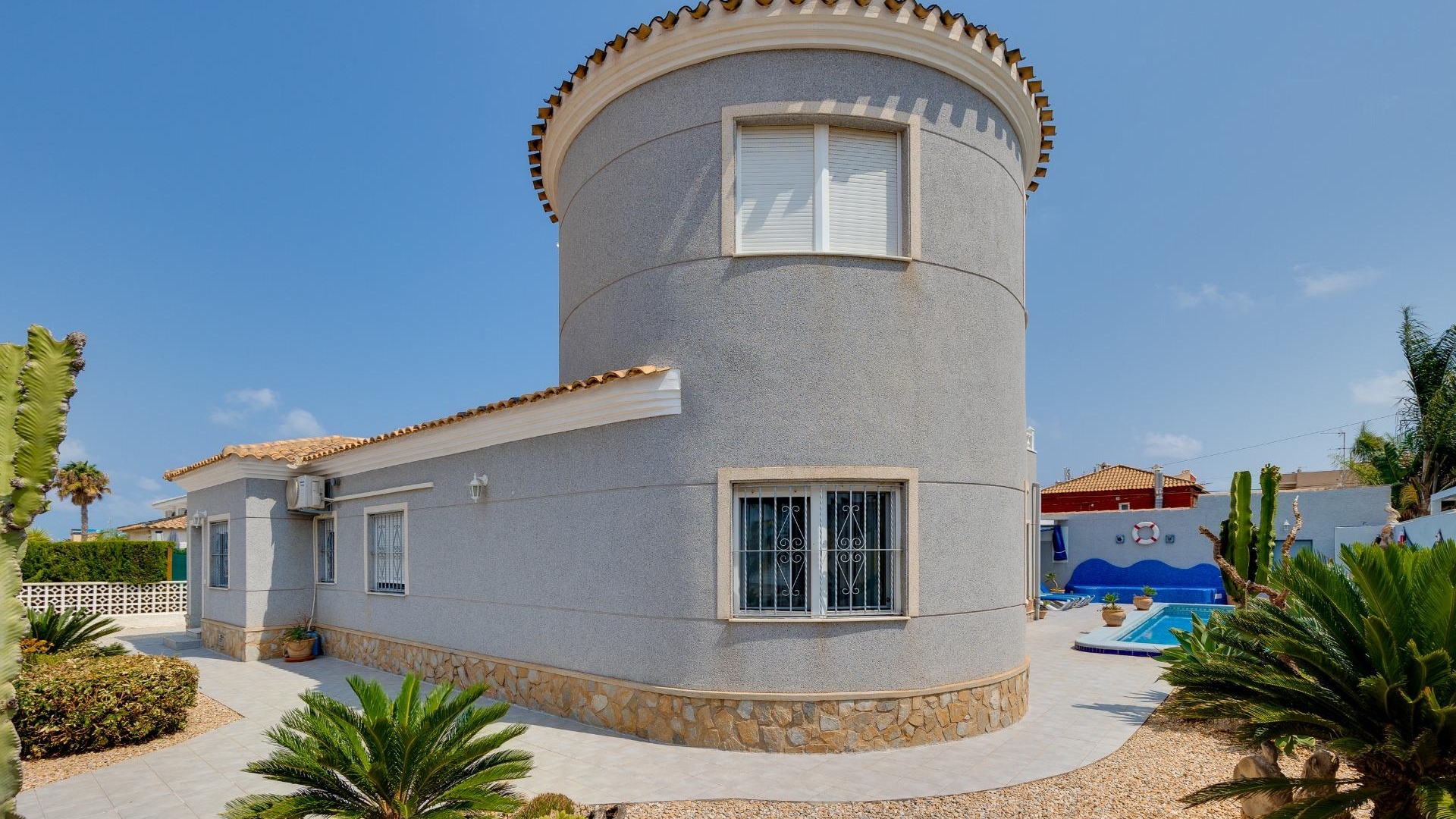 Resale - Villa - Cabo Roig - la regia