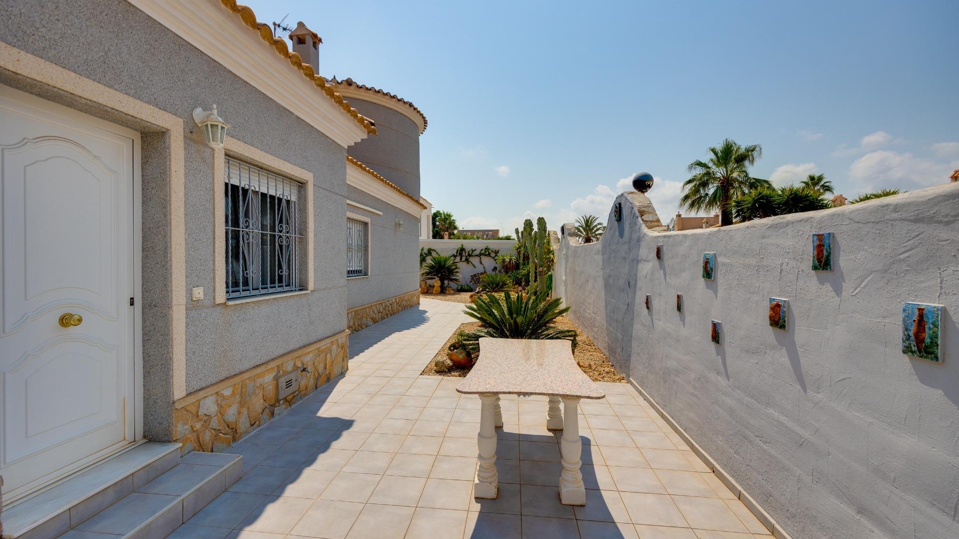 Resale - Villa - Cabo Roig - la regia