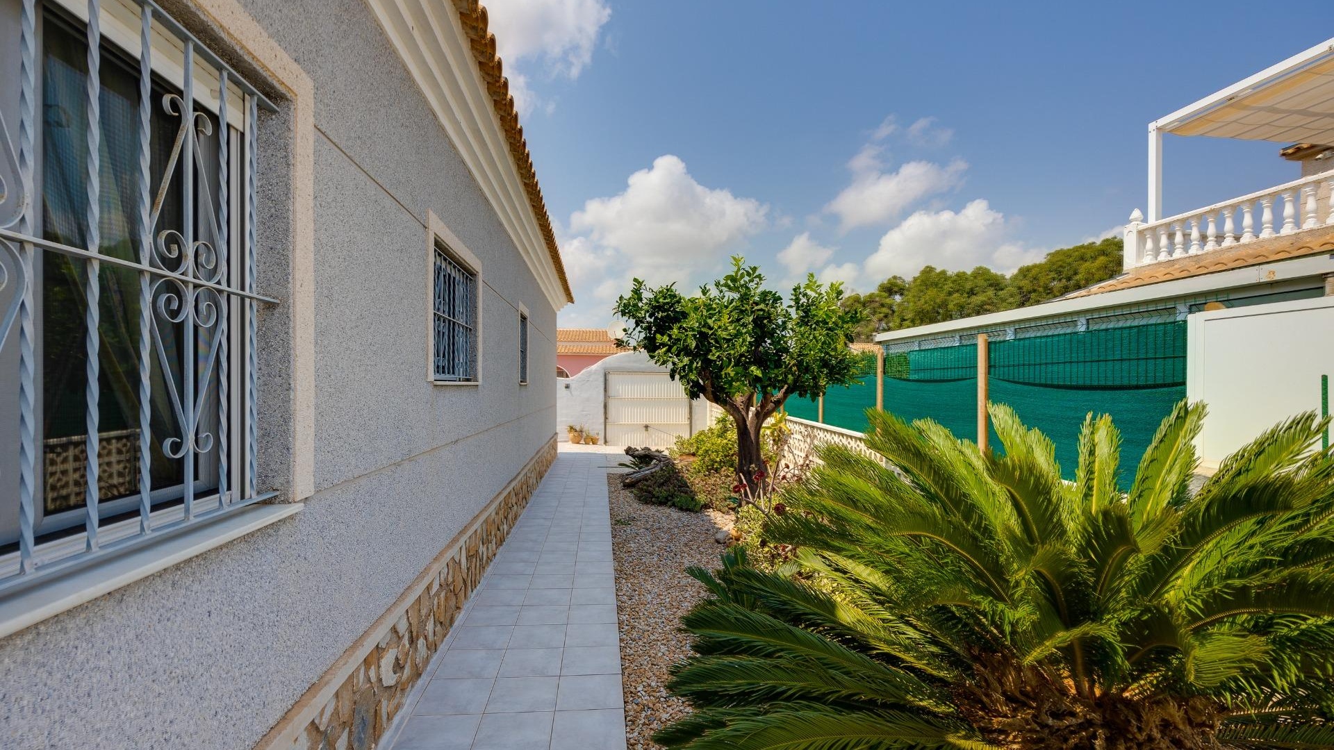 Resale - Villa - Cabo Roig - la regia