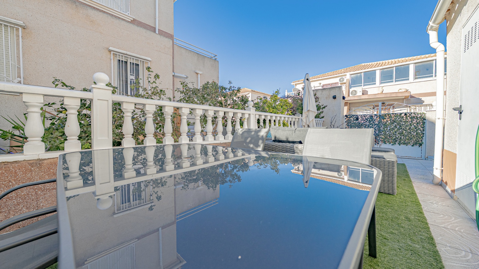 Resale - Villa - Cabo Roig - la regia