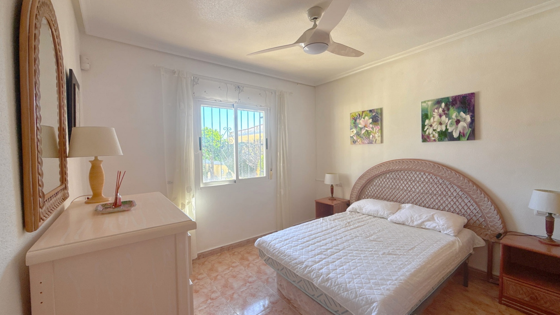 Resale - Villa - Cabo Roig - la regia