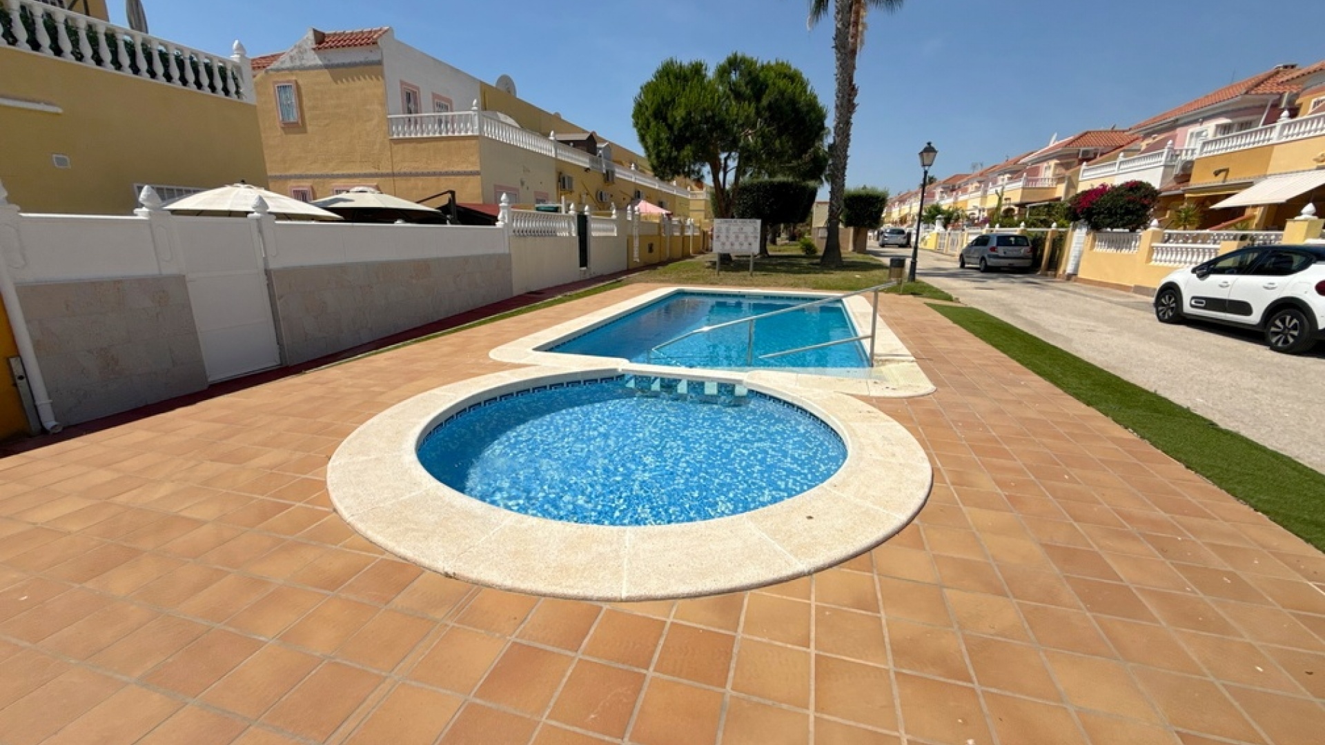 Resale - Villa - Cabo Roig - la regia