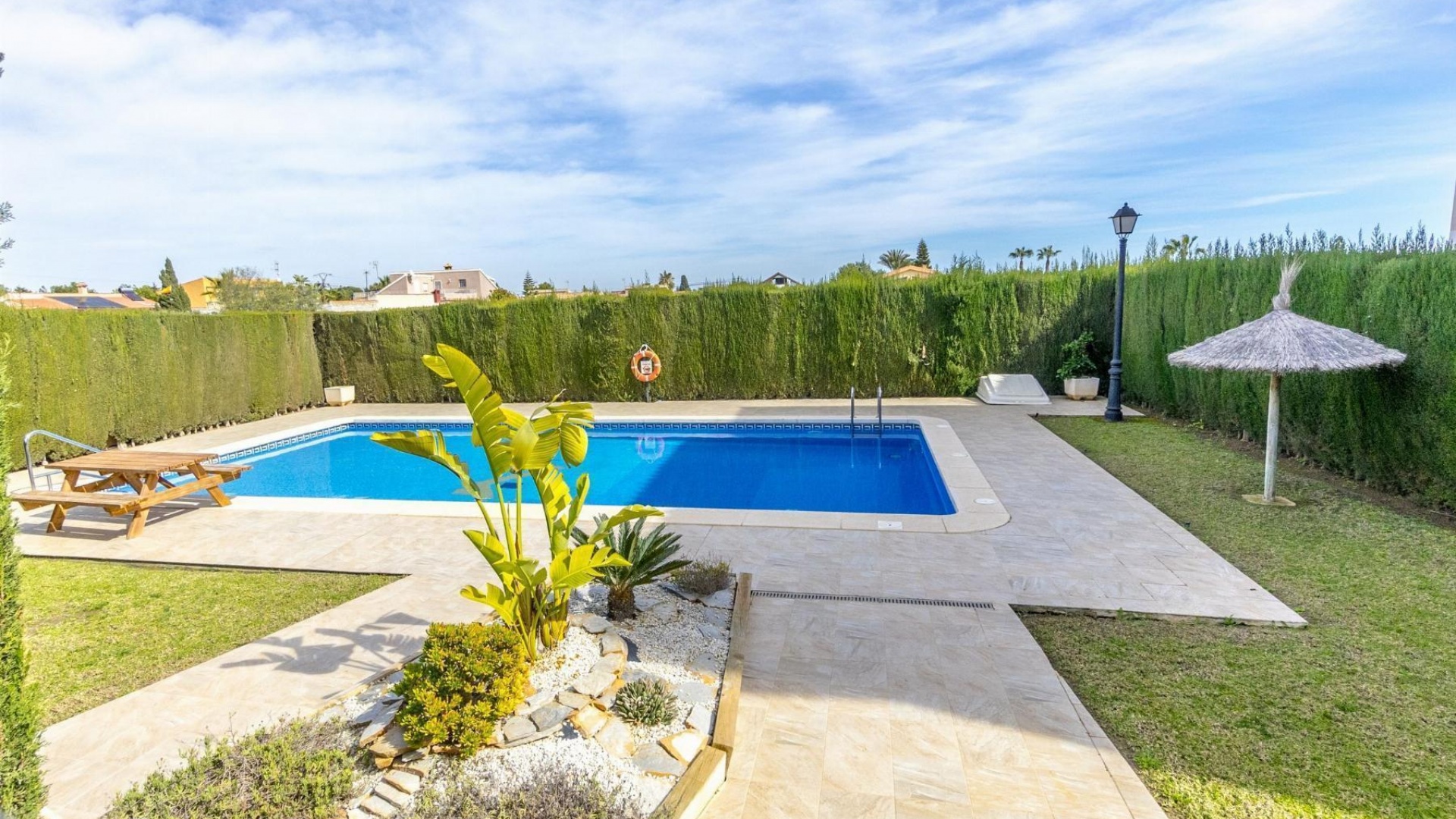 Resale - Villa - Cabo Roig - Lomas de Cabo Roig