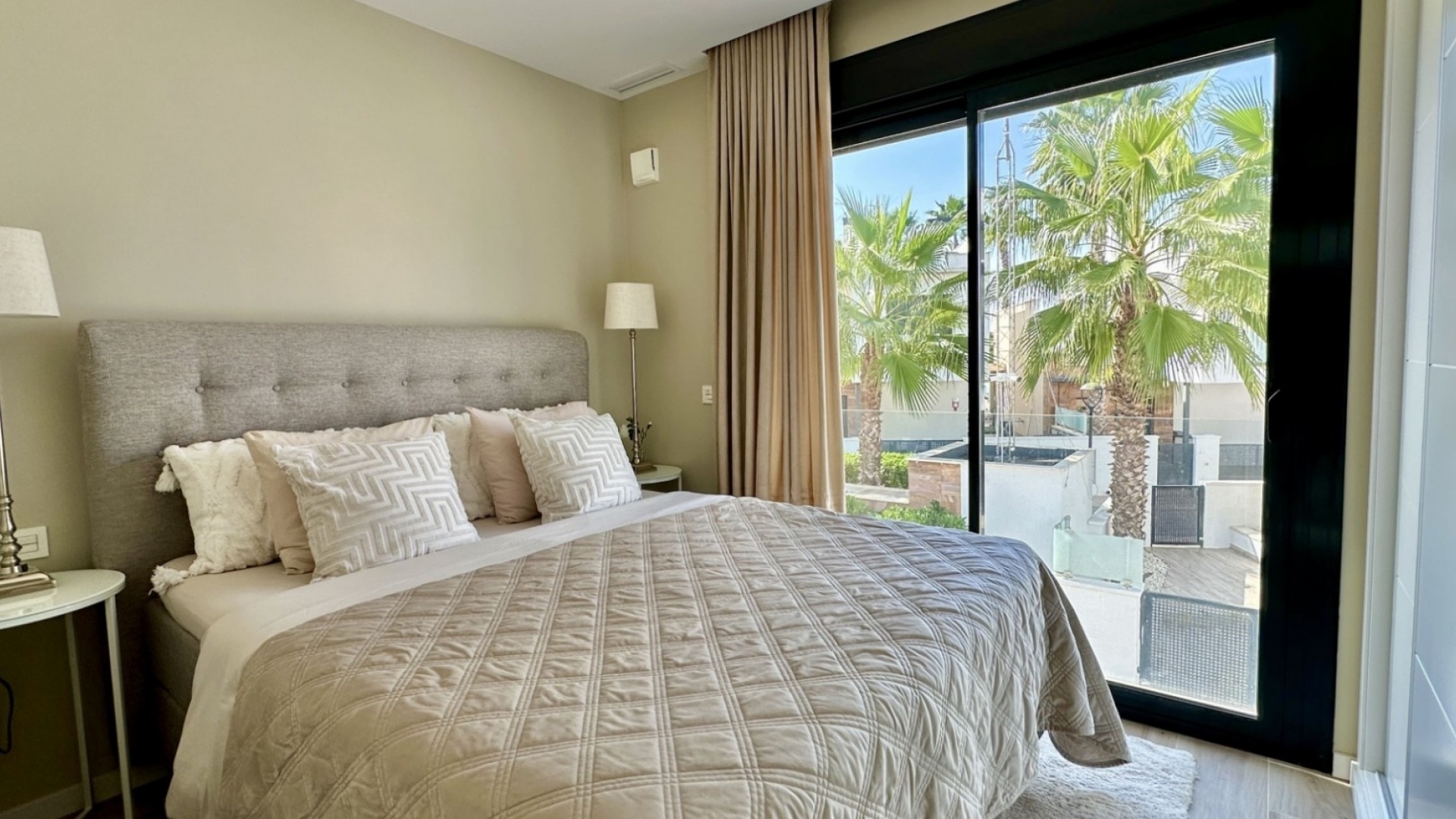 Resale - Villa - Cabo Roig - Lomas de Cabo Roig