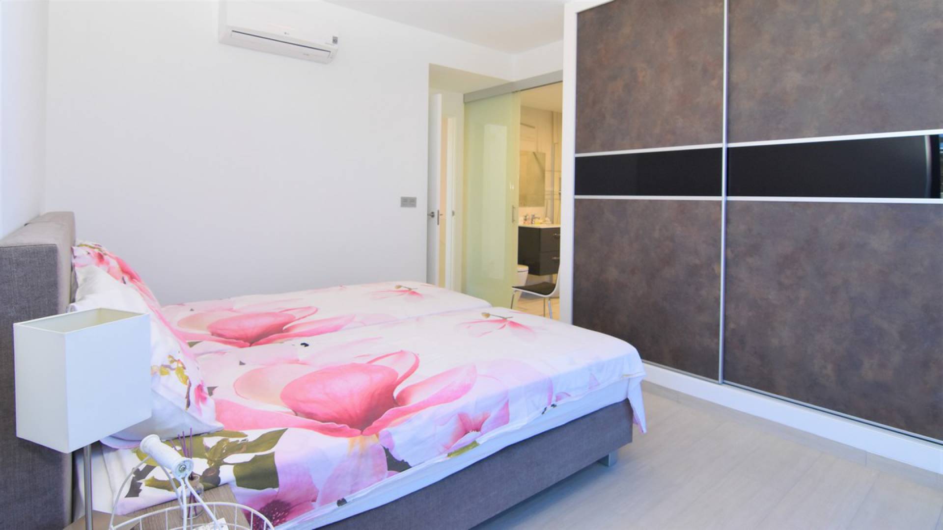 Resale - Villa - Cabo Roig - Lomas de Cabo Roig