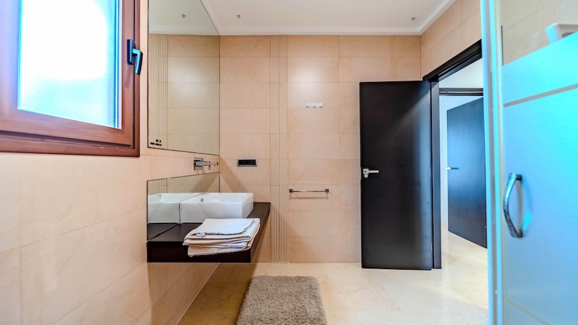 Resale - Villa - Cabo Roig