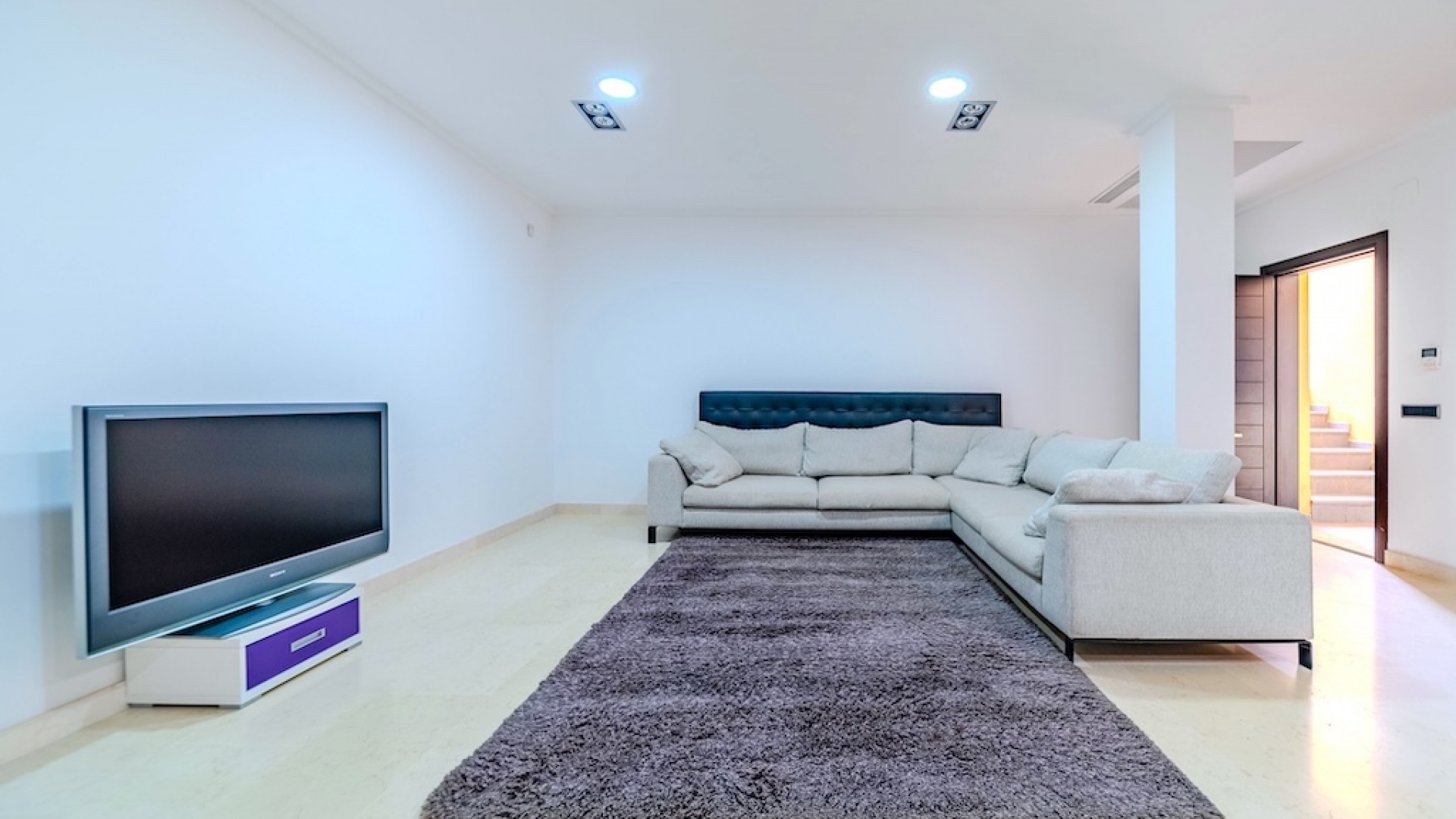 Resale - Villa - Cabo Roig