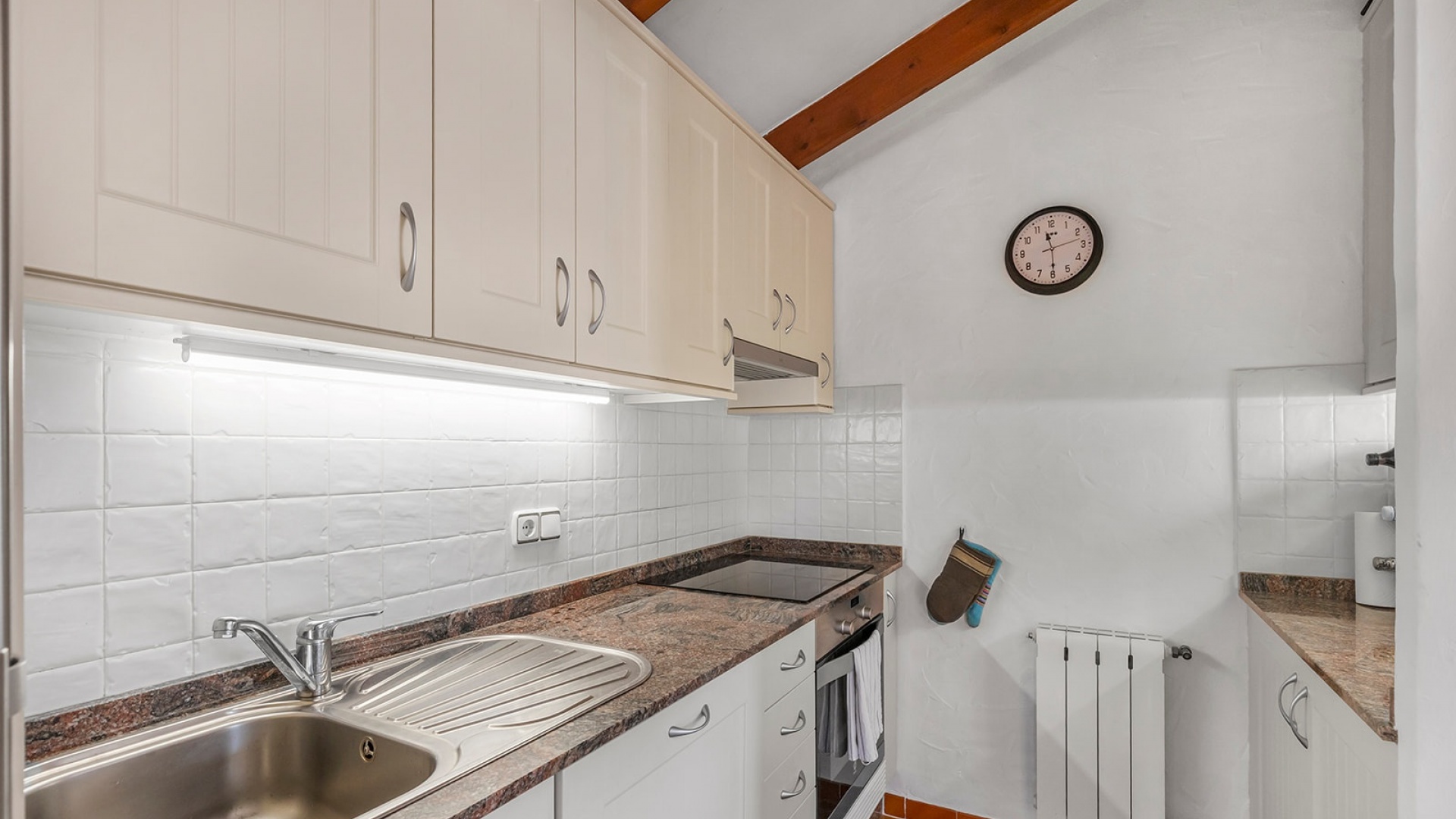 Resale - Villa - Campoamor - Castillo de Don Juan